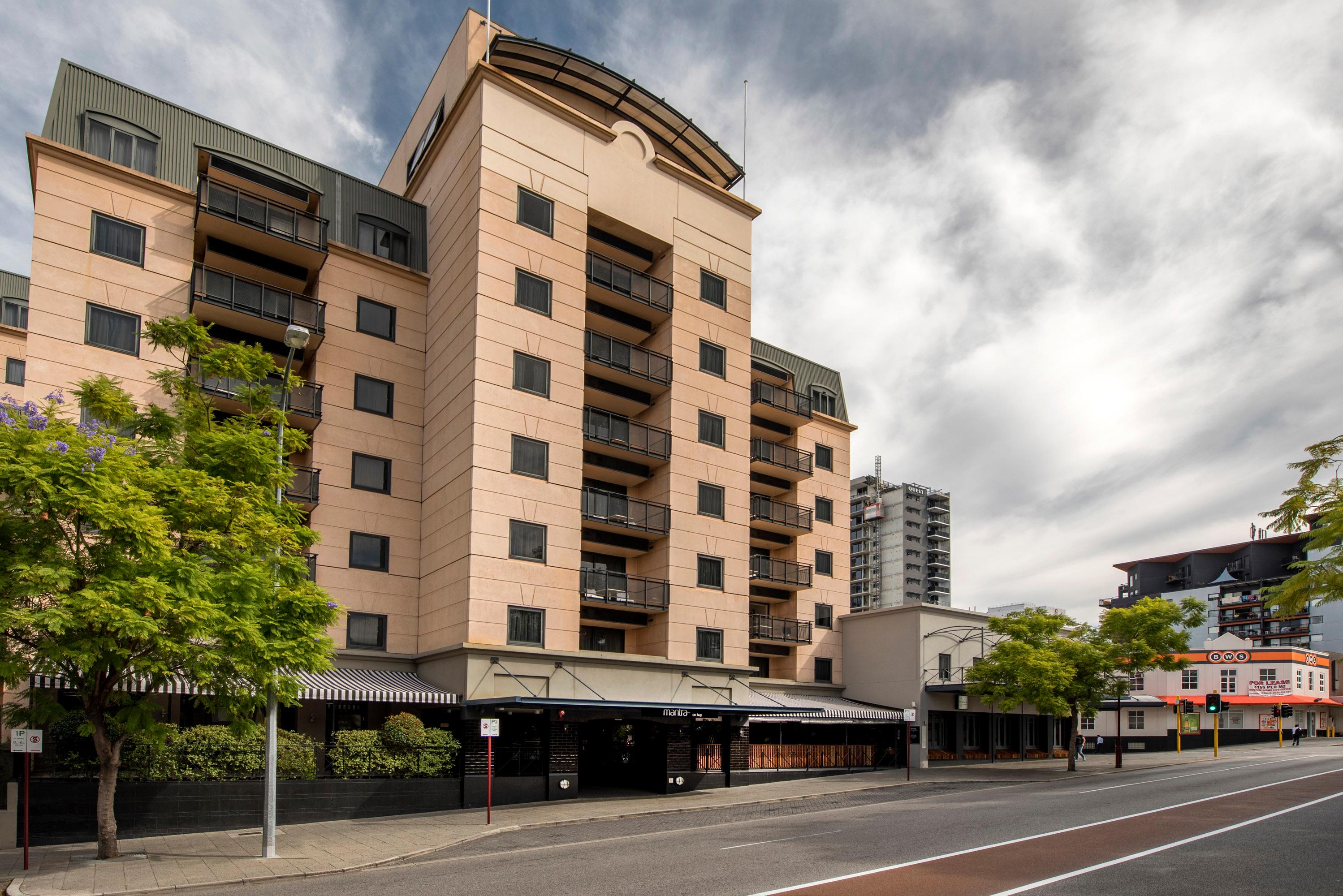 Vista Exterior Mantra on Hay Perth