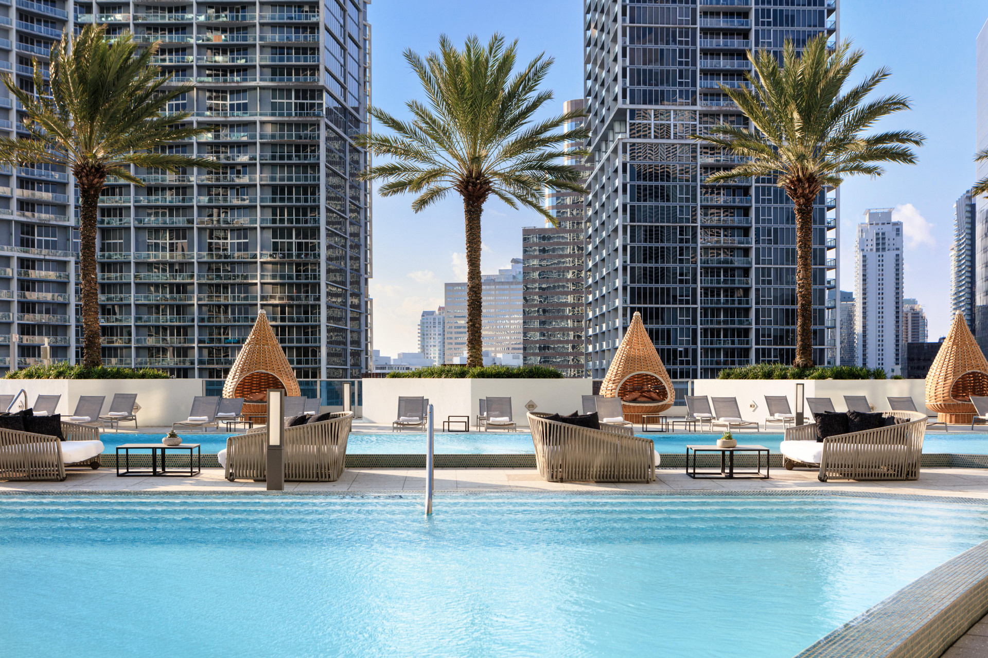 Vista Exterior Kimpton EPIC Hotel by IHG