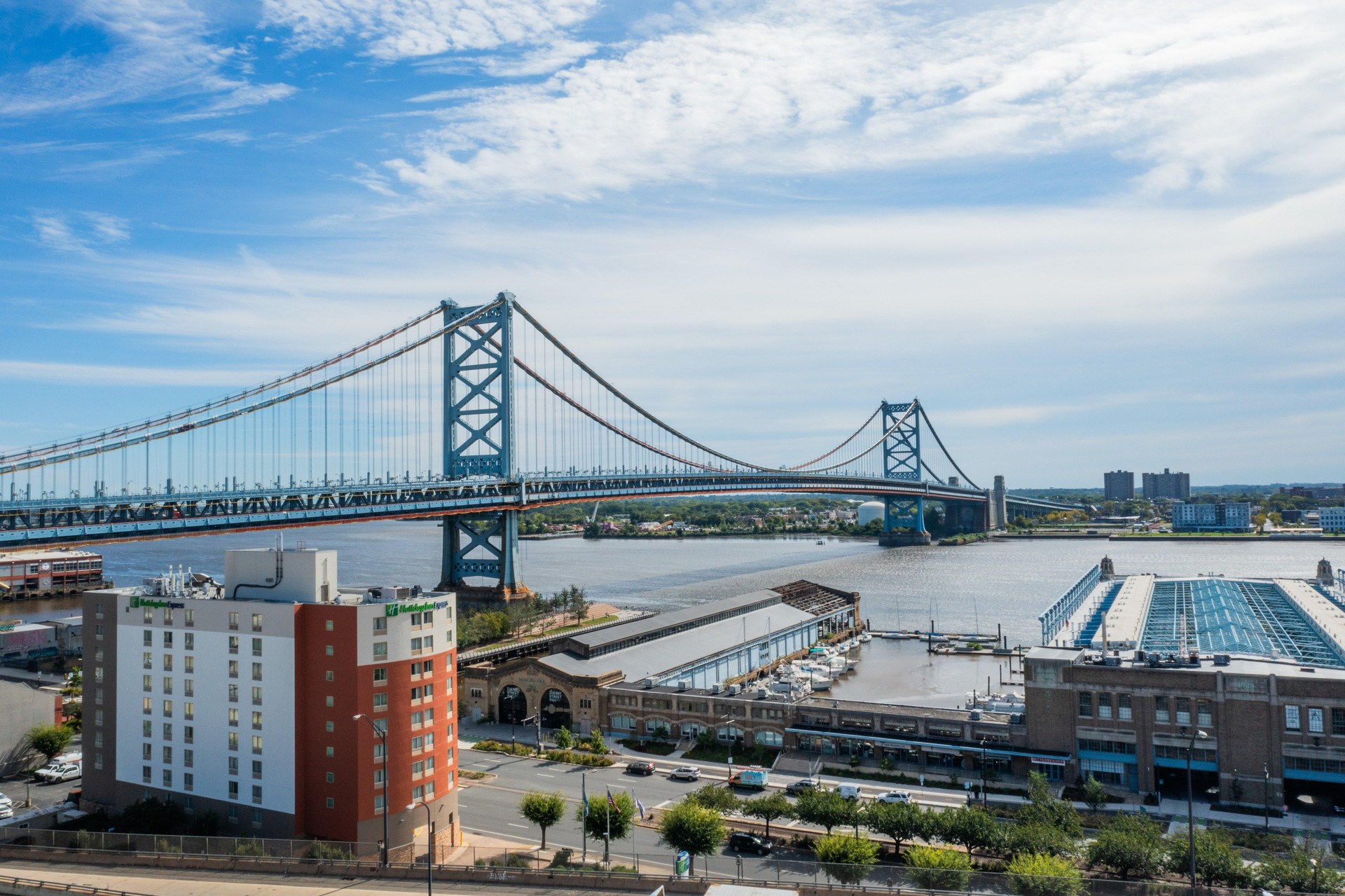 Vista Exterior Holiday Inn Express Philadelphia - Penns Landing by IHG