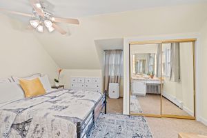 Alquiler Vacacional - Prime Location, Private Loft Apartment. Well-Appointed for Comfort & Convenience