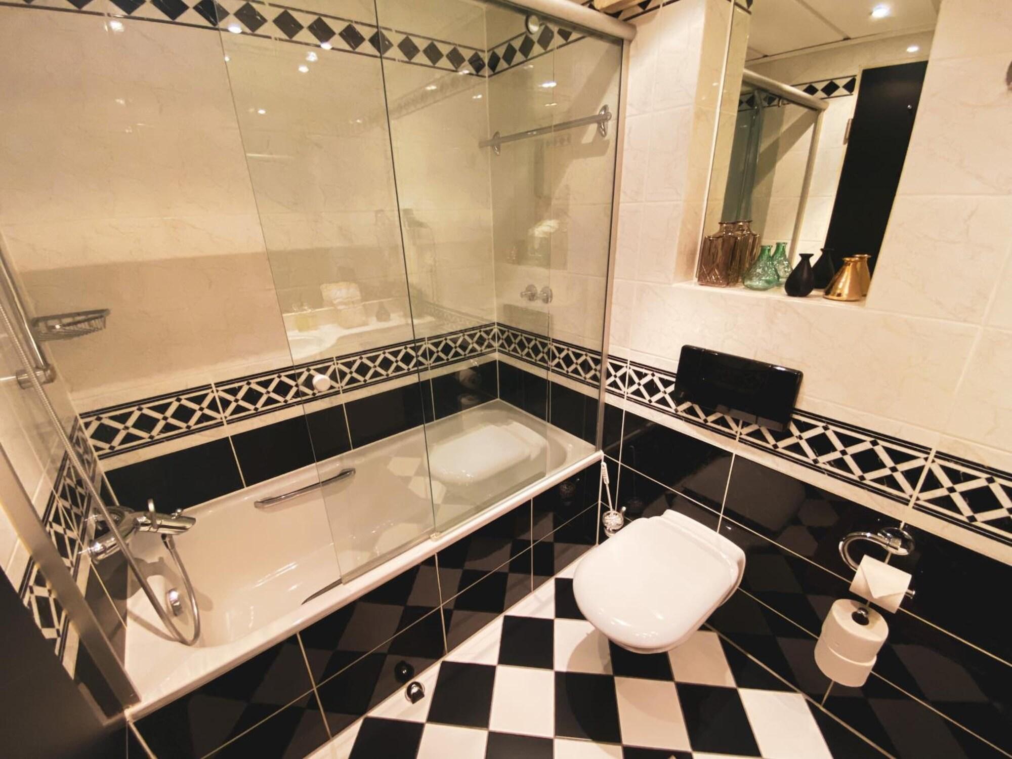 Equipamiento de Habitación Augenblick Skylounge