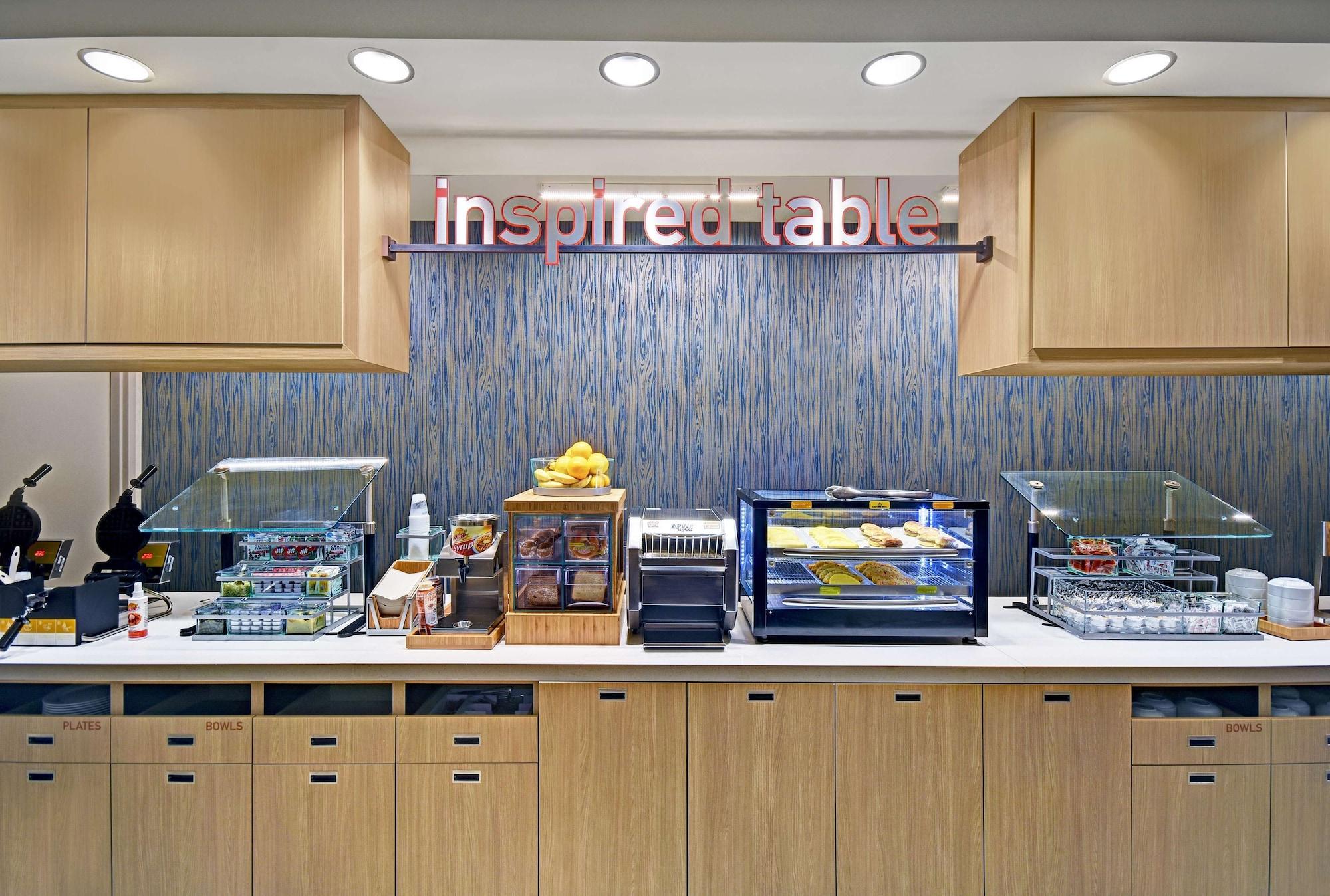 Restaurant Home2 Suites by Hilton Raleigh North I-540