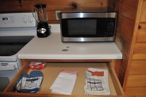Alquiler Vacacional - Delightful Lakeside 2-Bedroom Cabin on Beautiful Dale Hollow Lake #7!