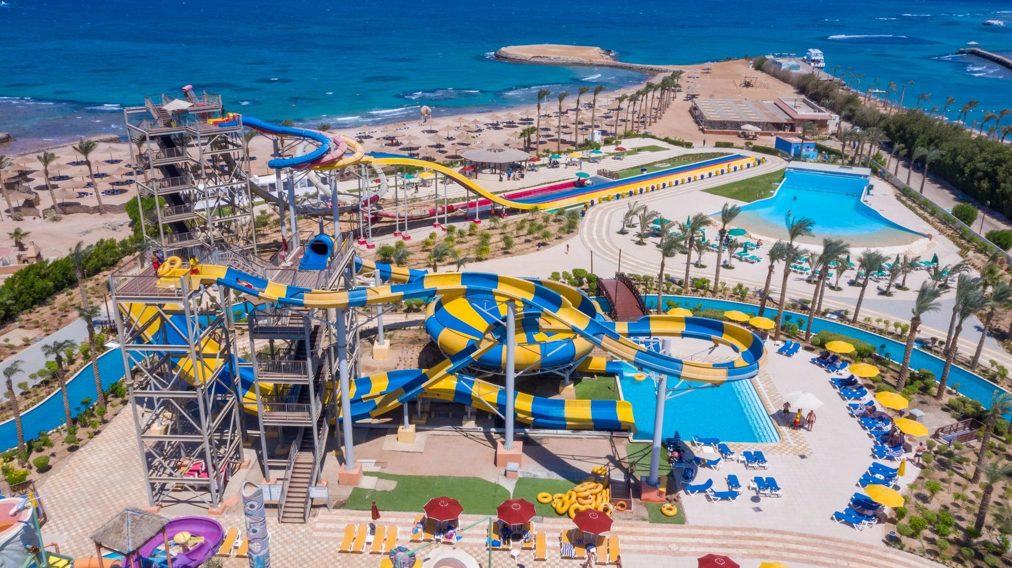 Varios Blend Club Aqua Resort