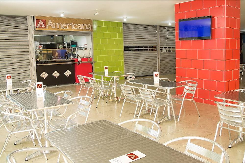 Restaurant Ayenda 1421 Americana