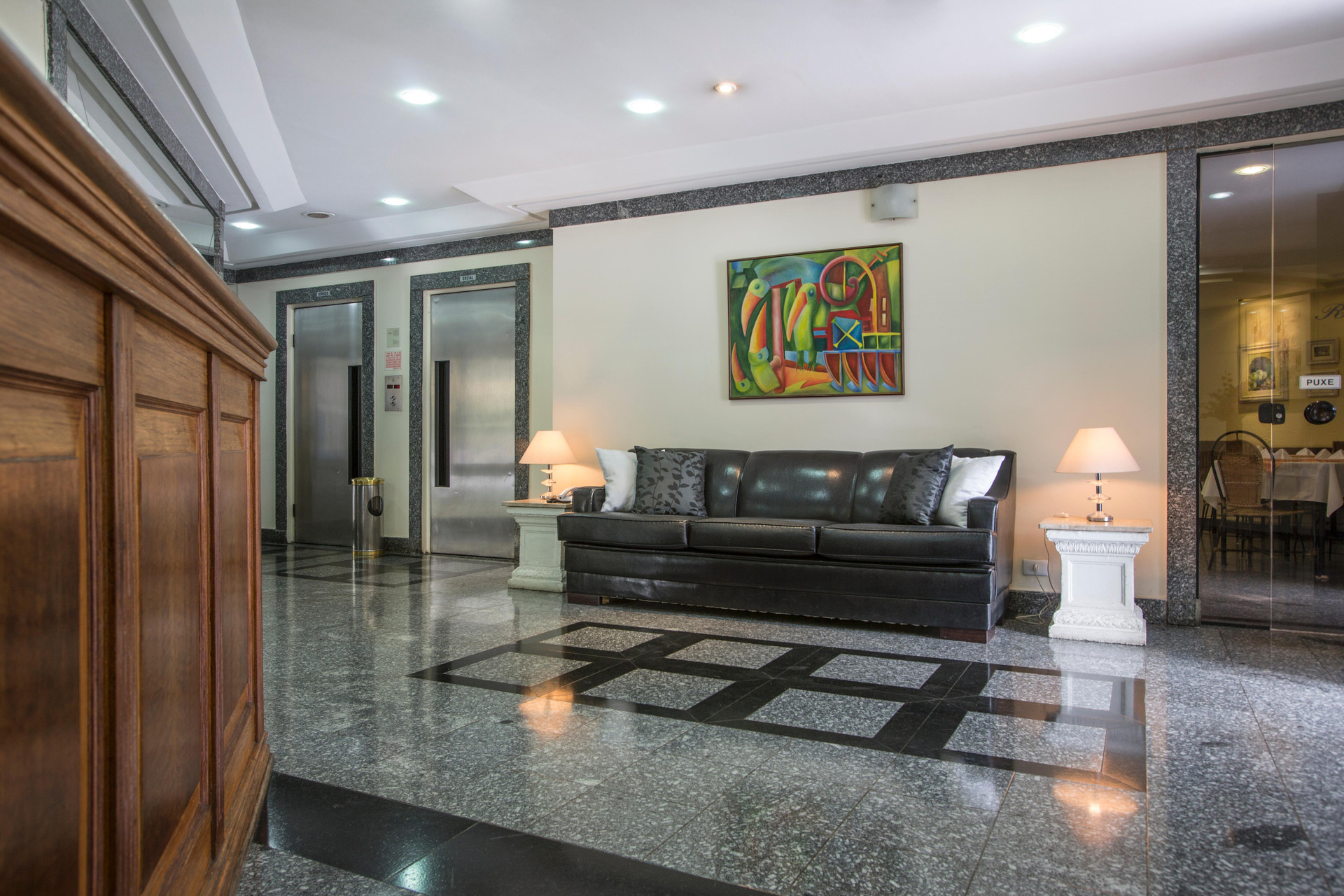 Vista Lobby Astron Garden Special