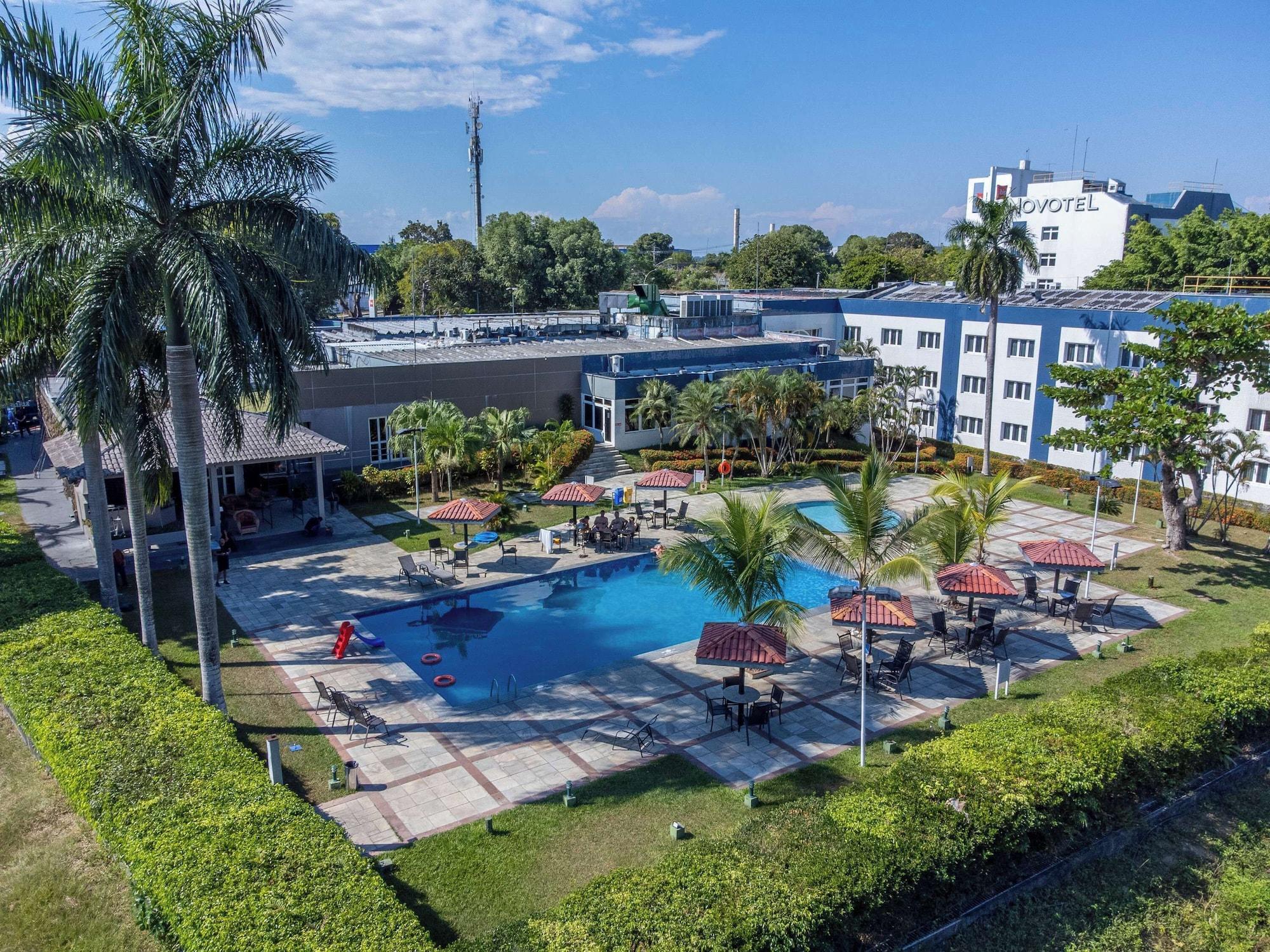 Vista Exterior Novotel Manaus
