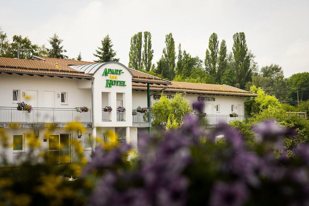 Varios Apart Hotel Weimar