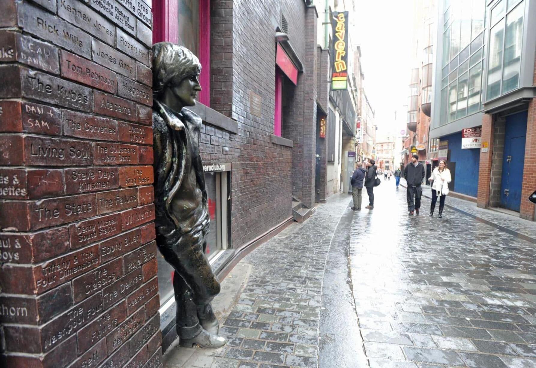 Vista Exterior easyHotel Liverpool