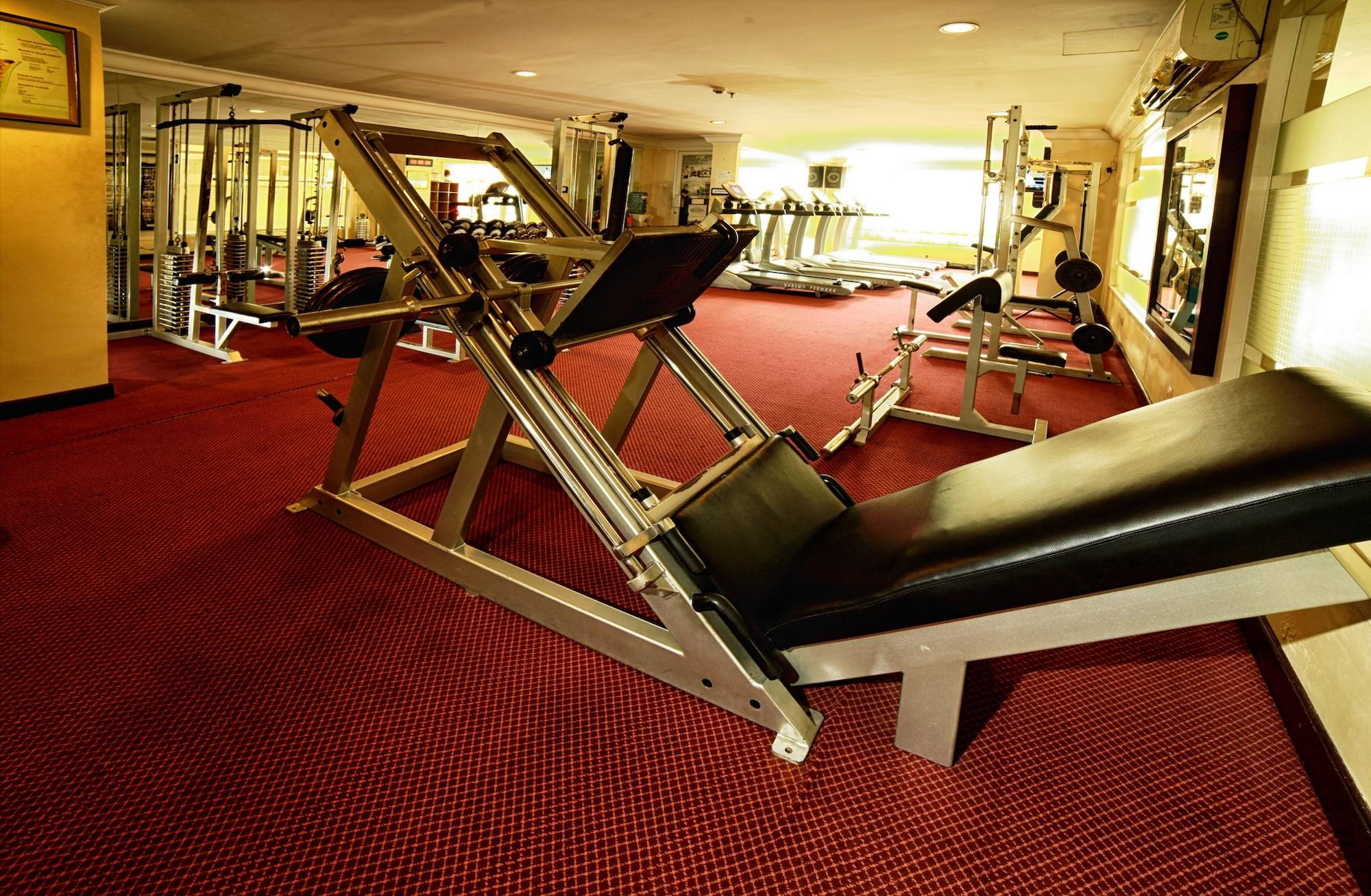 Gimnasio Grand Wahid Hotel Salatiga