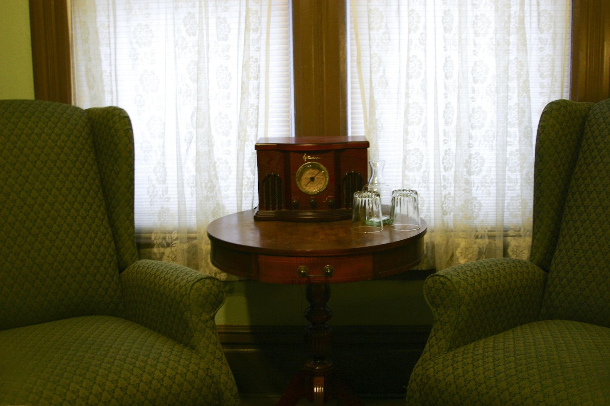 Vista Lobby Swantown Inn
