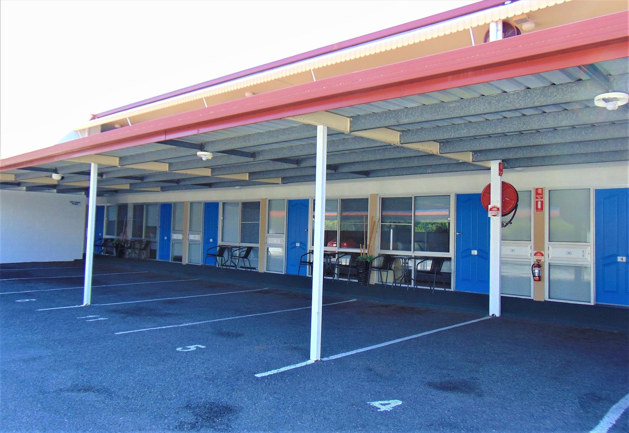 Vista Exterior Rockhampton Court Motor Inn