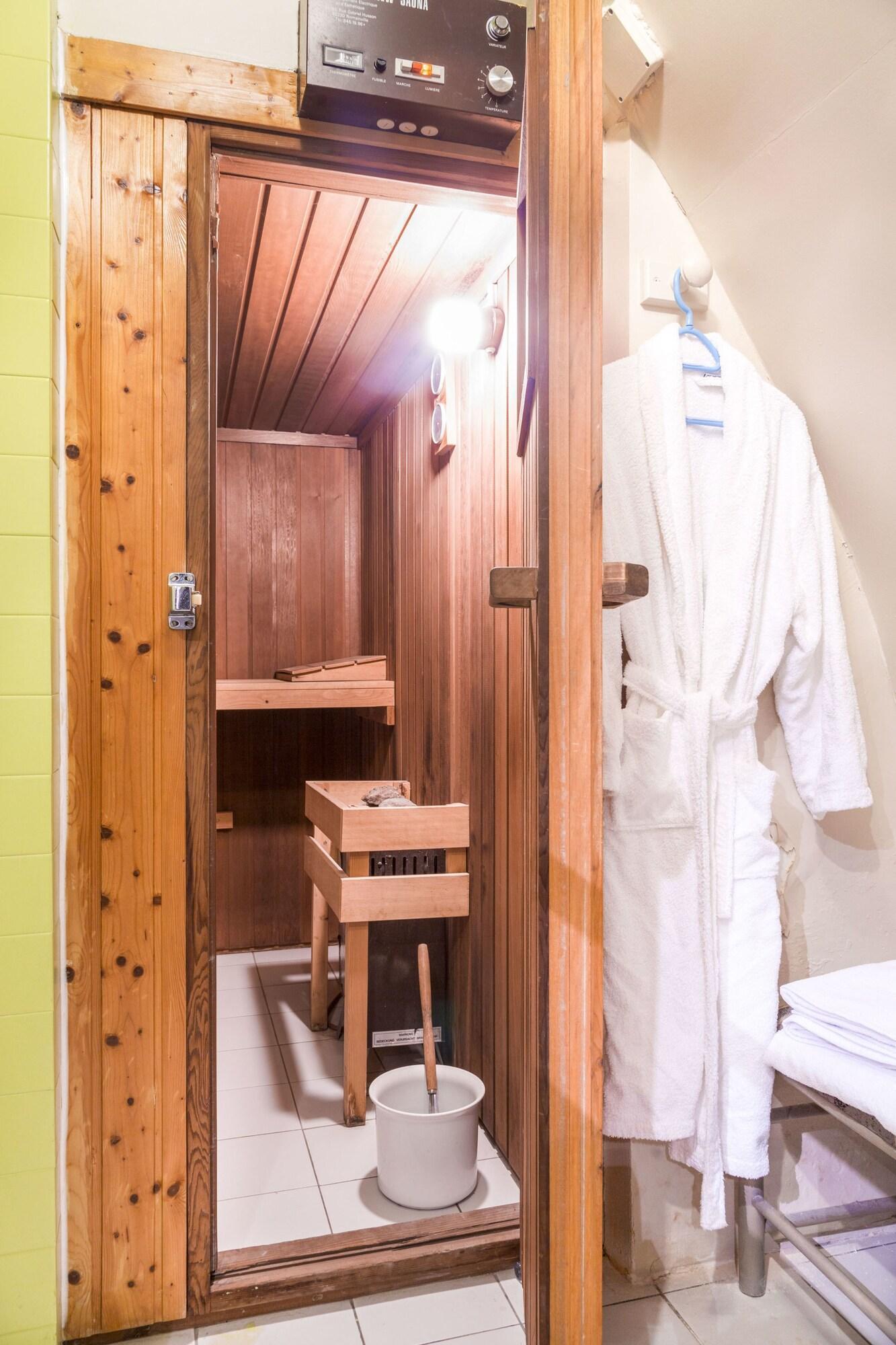 Instalaciones Recreativas Hôtel des Arts