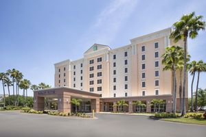 Alojamiento - Embassy Suites by Hilton Orlando Airport
