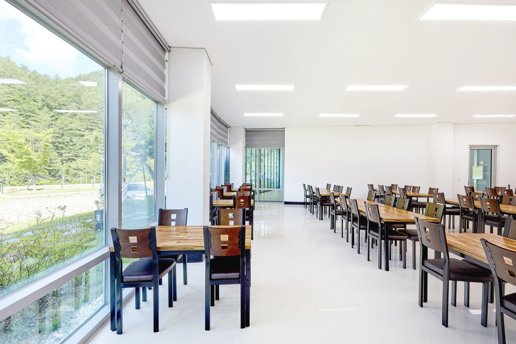 Restaurant Geumgangsong Ecorium