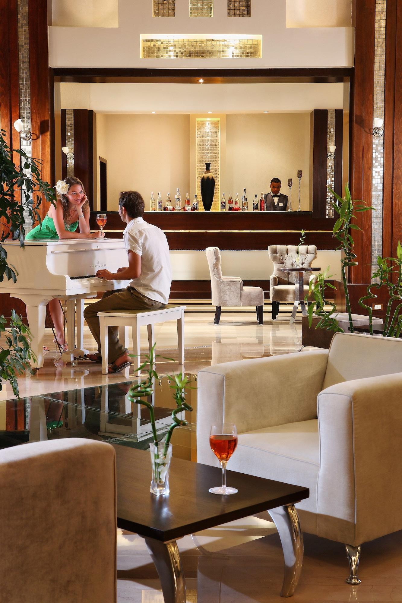 Vista Lobby SUNRISE Crystal Bay Resort - Grand Select