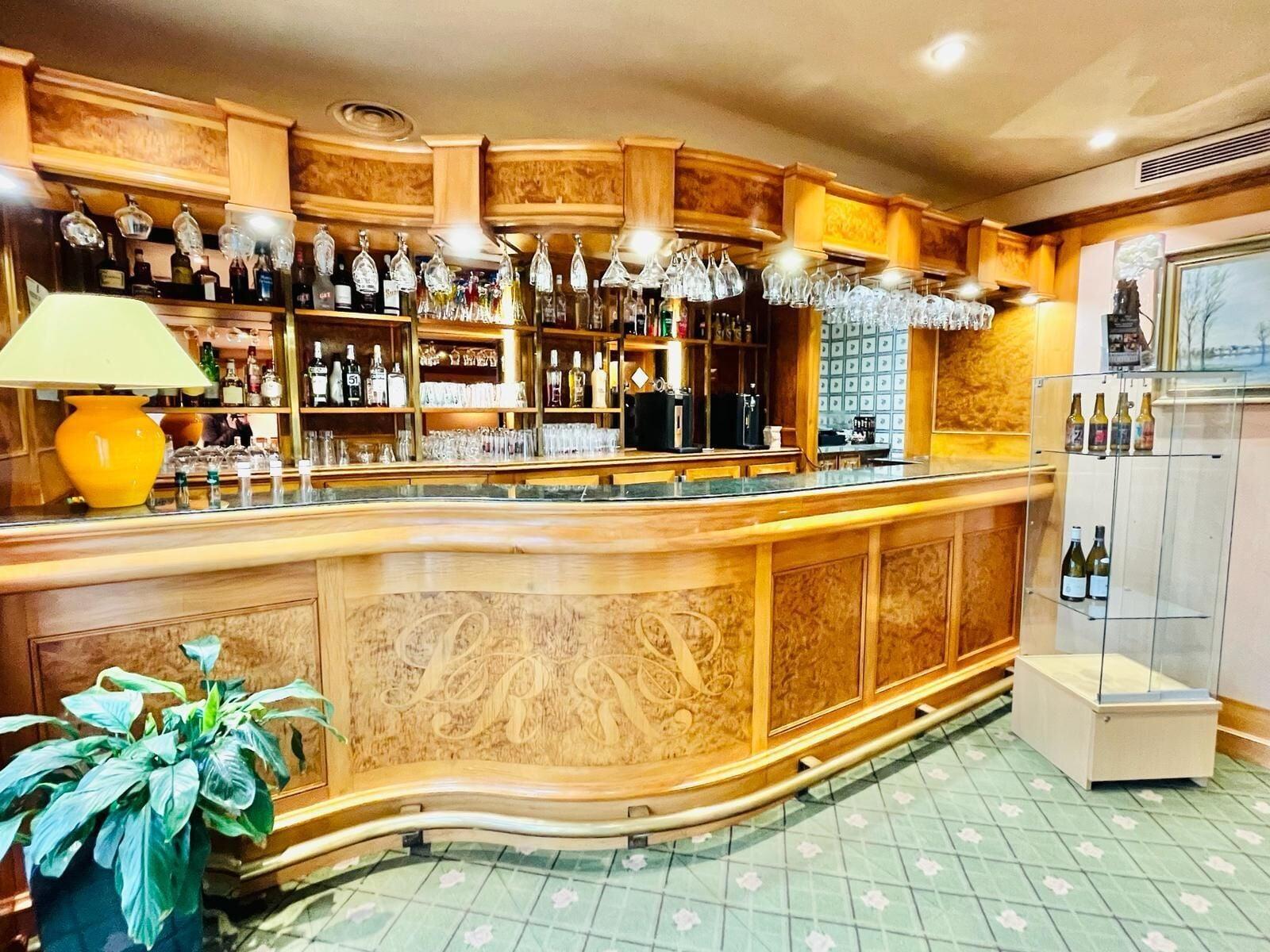 Bar/Salón Hôtel du Rivage