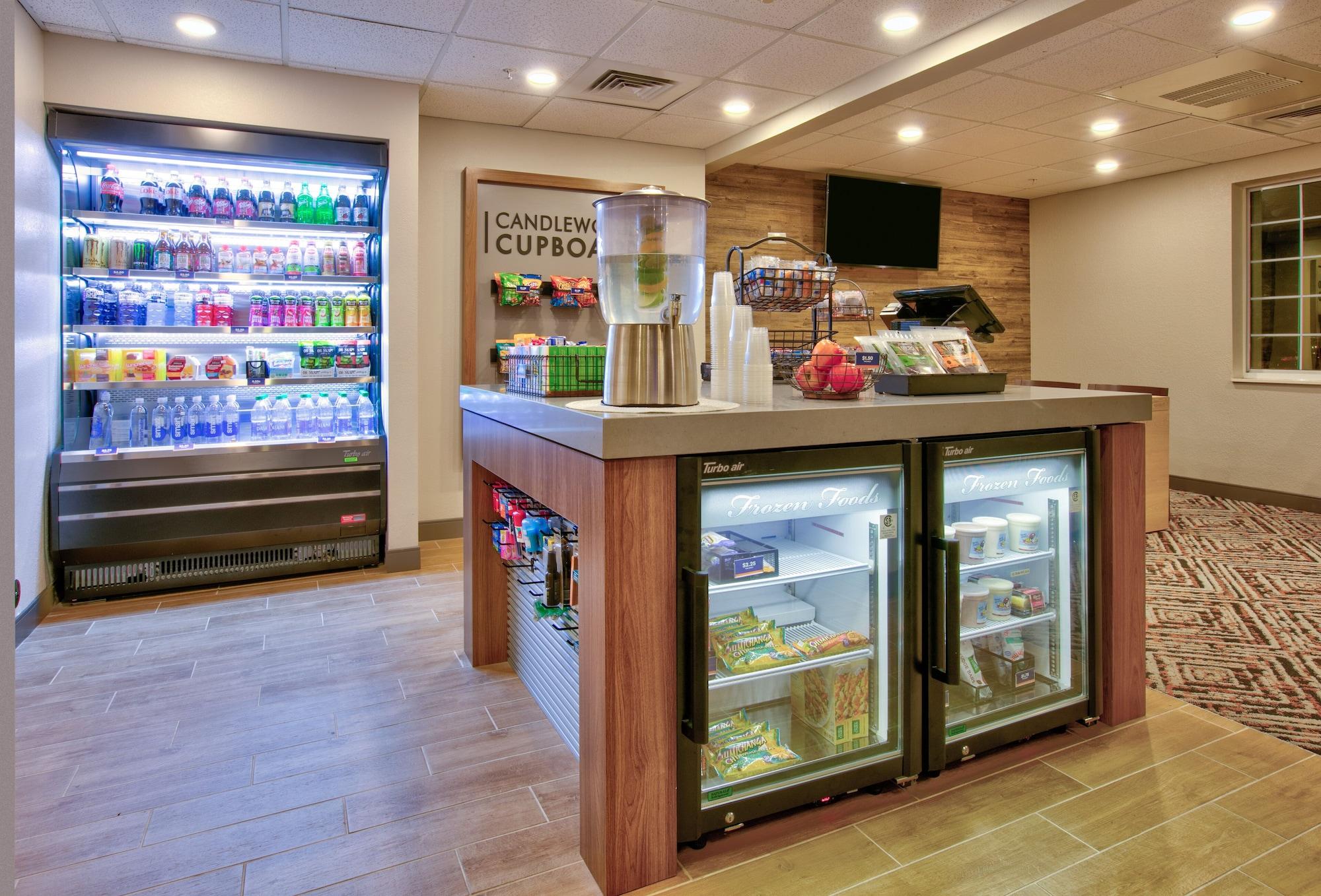 Bar/Salón Candlewood Suites Idaho Falls by IHG