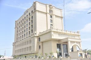 Alojamiento - Lemon Tree Premier Dwarka