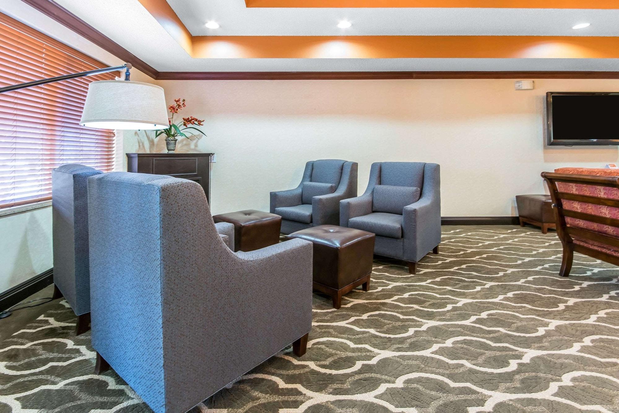 Vista Lobby Comfort Suites