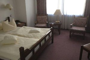 Alojamiento - Hotel Schumacher