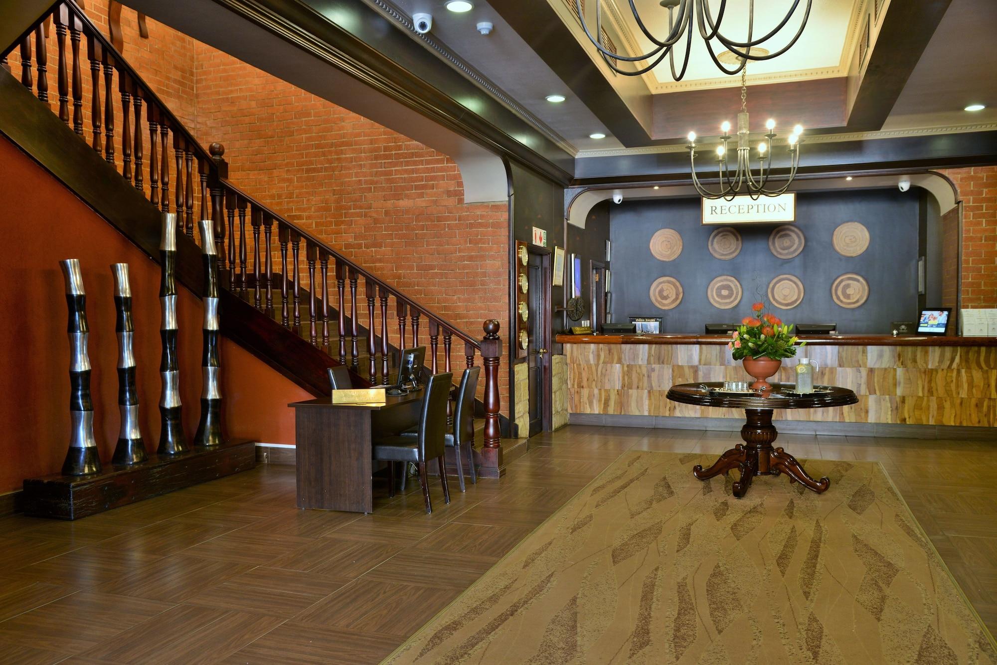 Vista Lobby The Centurion Hotel