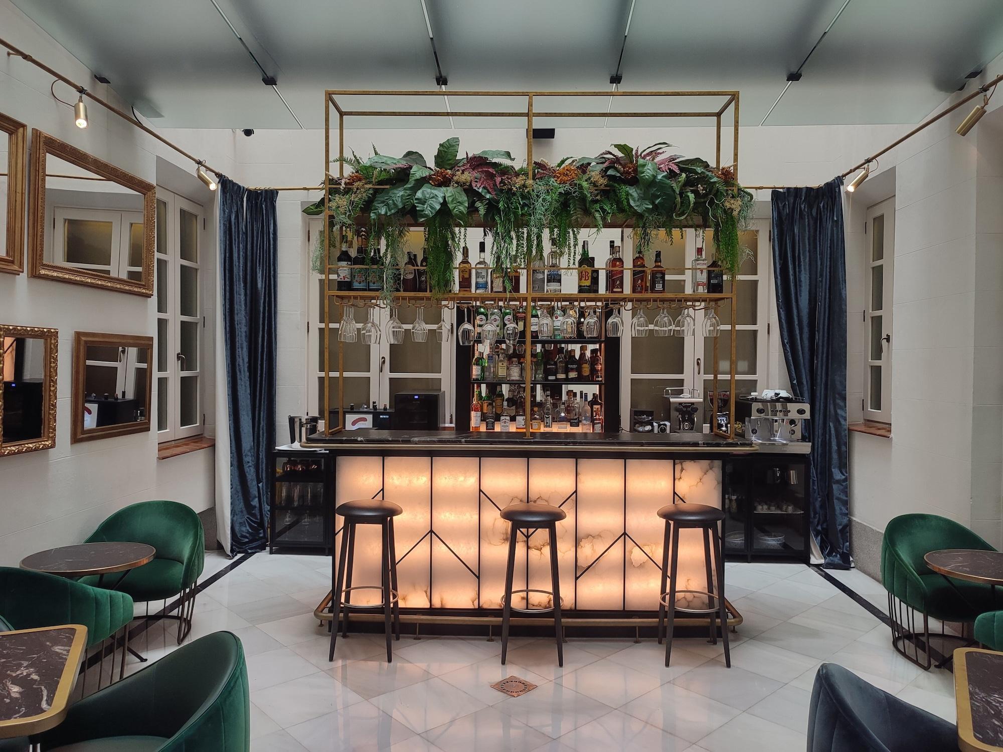 Bar/Salón DoubleTree by Hilton Madrid-Prado