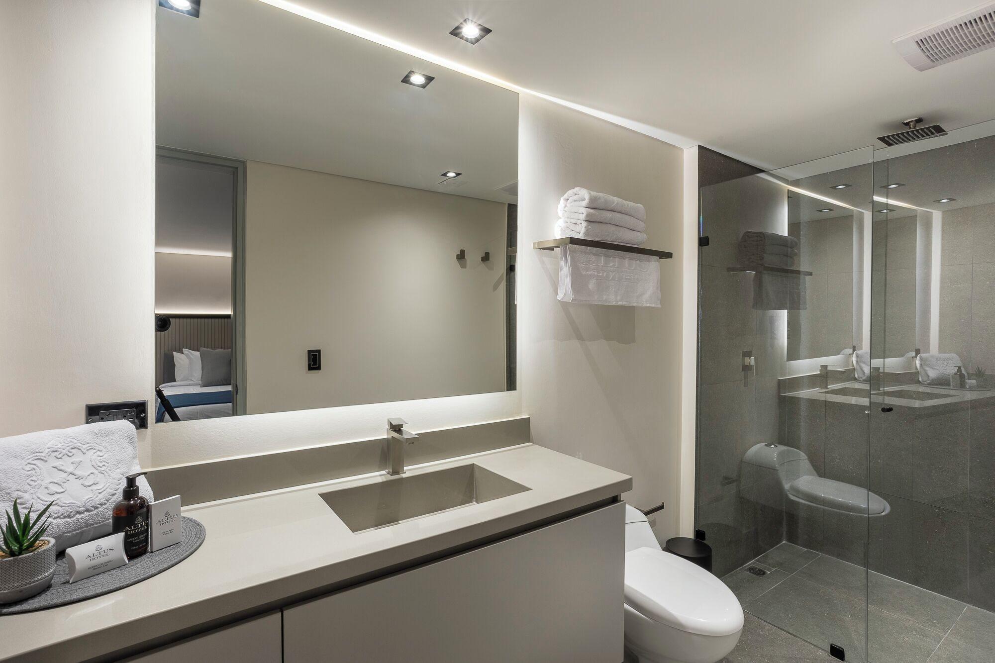 Equipamiento de Habitación ALTUS HOTEL