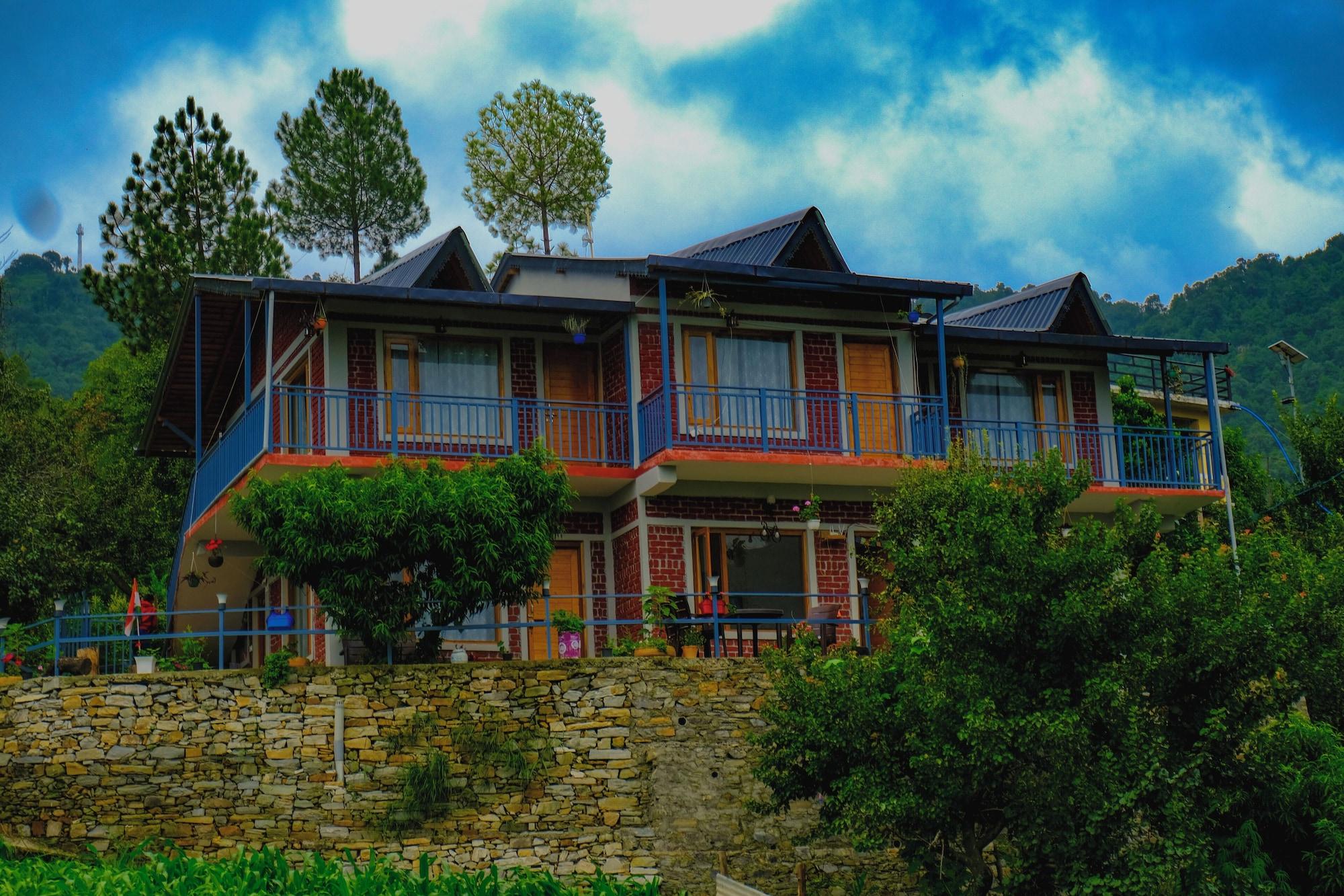 Vista Exterior Saanidhya Homestay