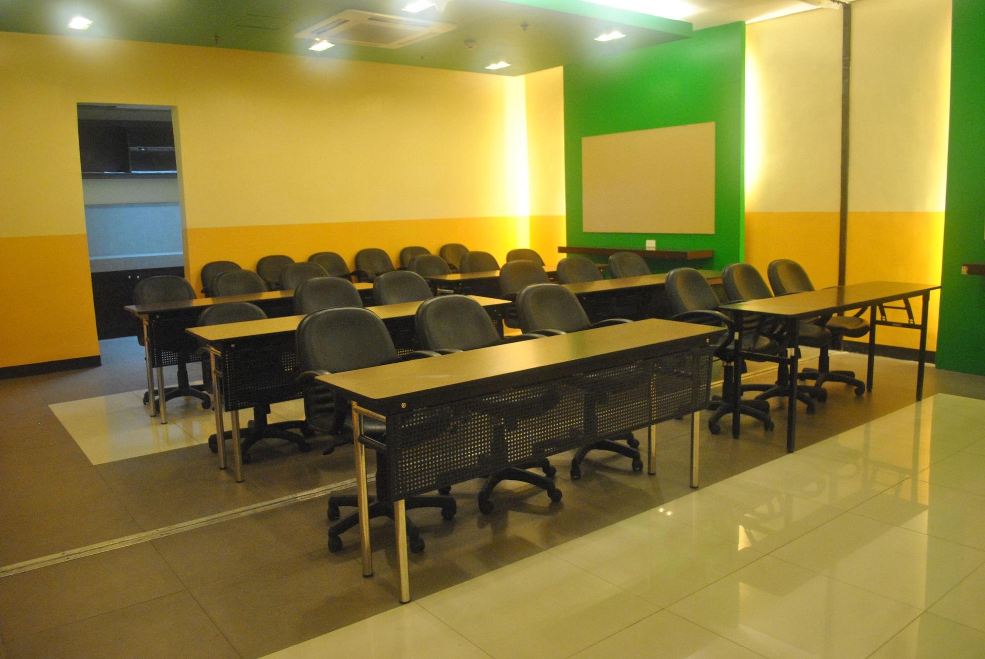 Sala de Reuniones Go Hotels Tacloban