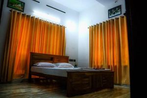 Alquiler Vacacional - Ocean Queen Palace Poovar – Double Room with Tranquil Garden Views