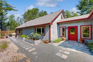 Renta temporal - Secluded 2 BR Cottage w/ Private W/d, Wifi & Patio