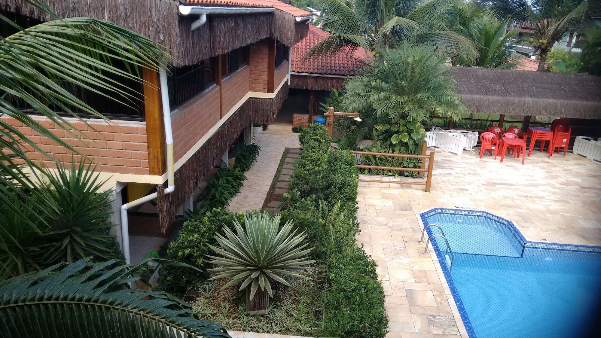 Vista Piscina Residencial Caminho do Sol Chalés