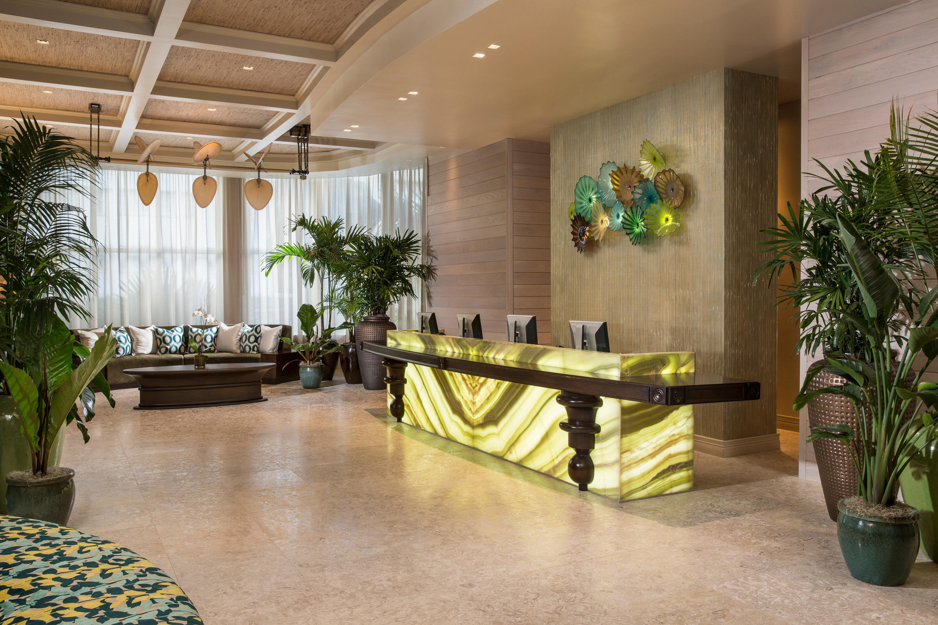 Vista Lobby The Palms Hotel & Spa