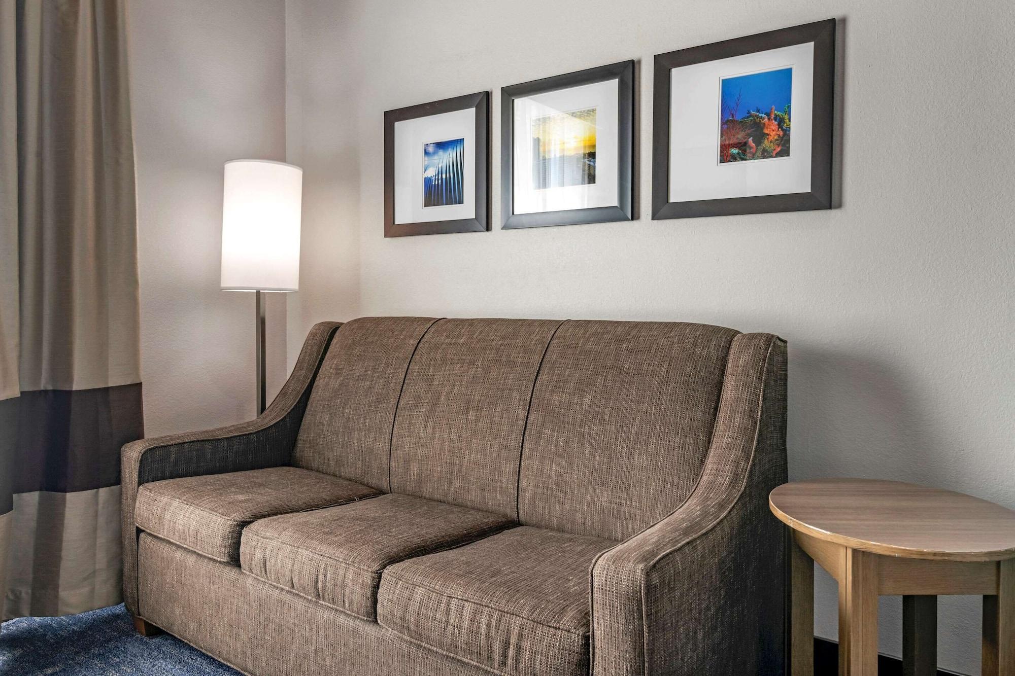 Habitación Comfort Suites Fort Lauderdale Airport & Cruise Port