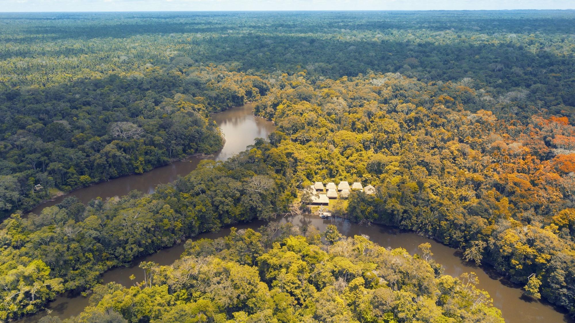 Vista Exterior Kichwa Lodge