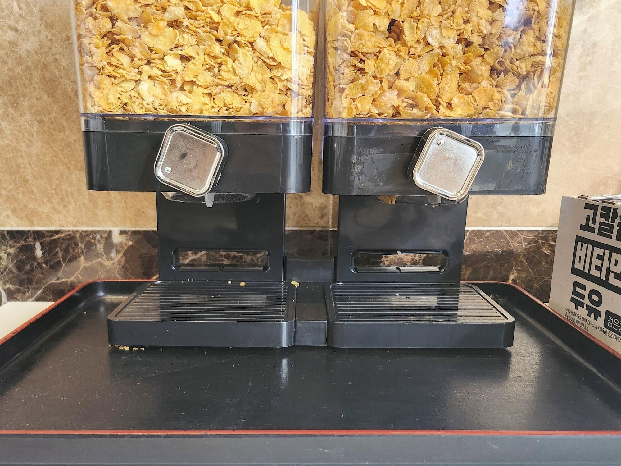 Restaurant Incheon Airport Hotel June