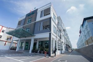 Alojamiento - Adya Hotel Chenang