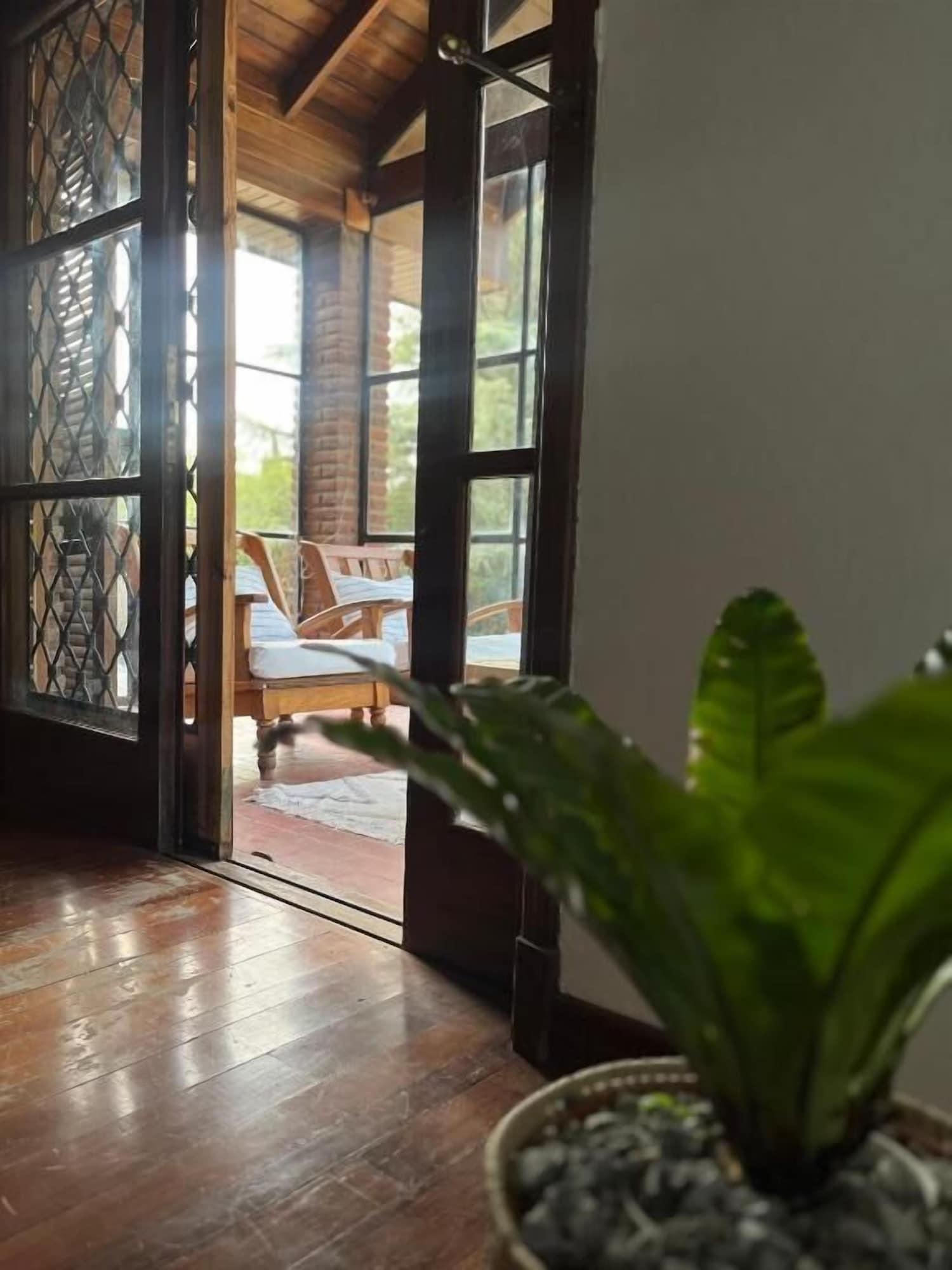 Comodidades del Alojamiento La Bernardina Hostel