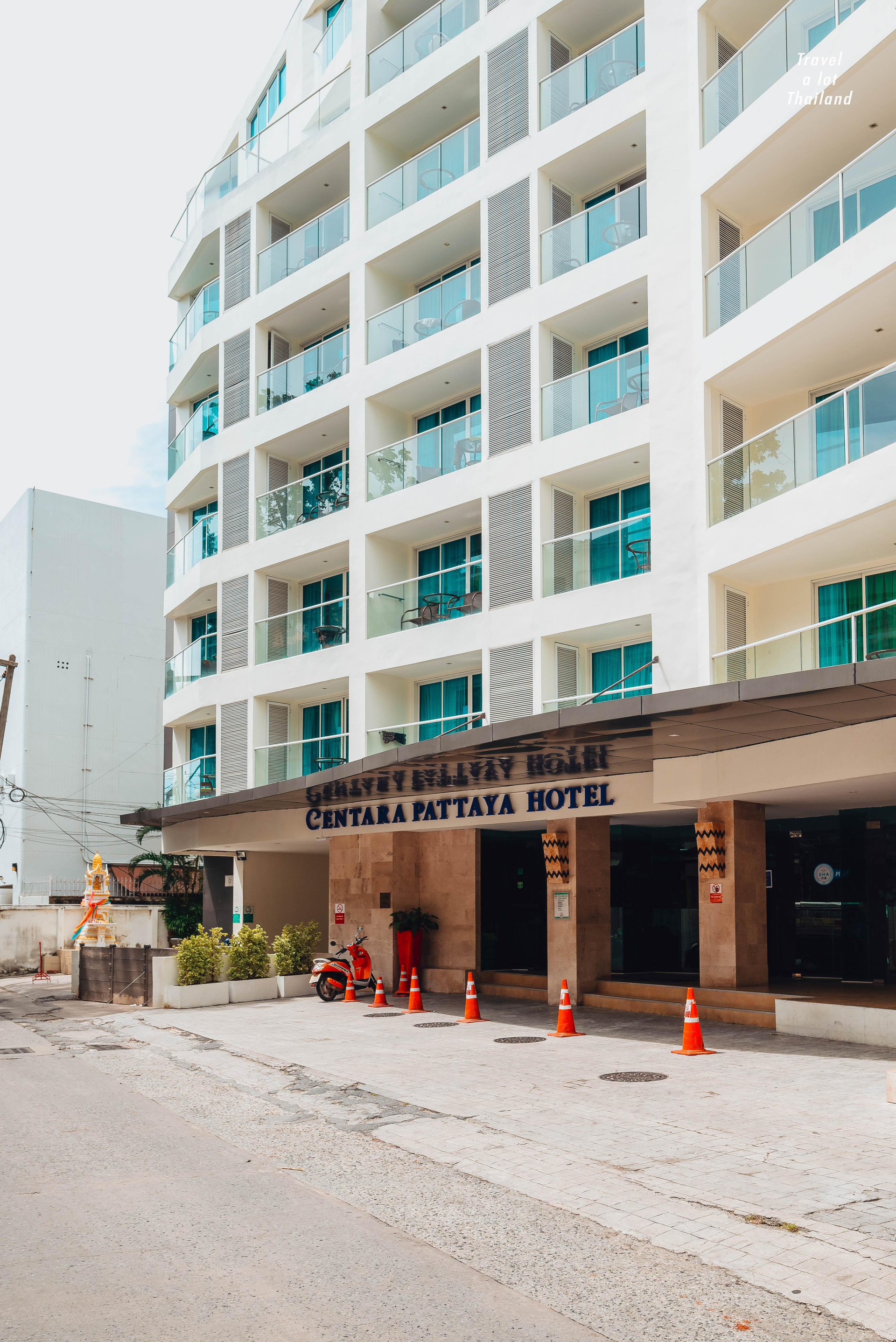 Vista Exterior Centara Pattaya Hotel