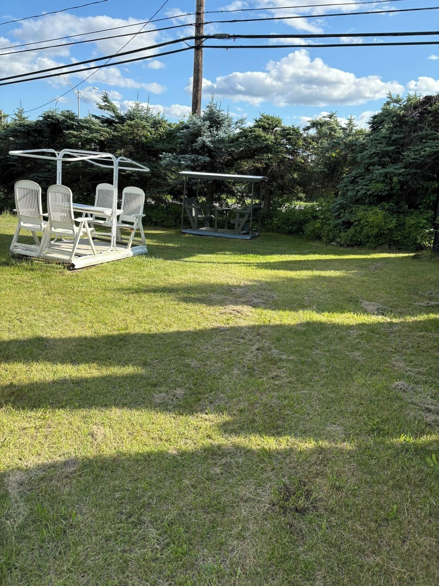 Vista Exterior Motel Le Voyageur