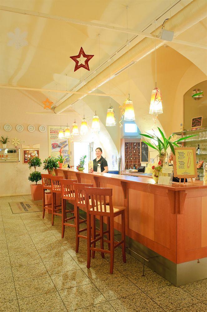 Bar/Salón JUFA Hotel Seckau