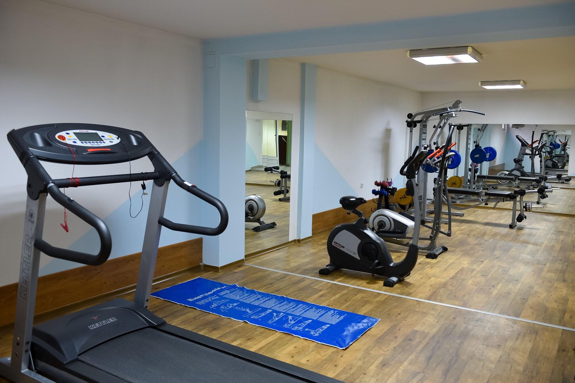 Gimnasio Bojur & Bojurland Apartment Complex