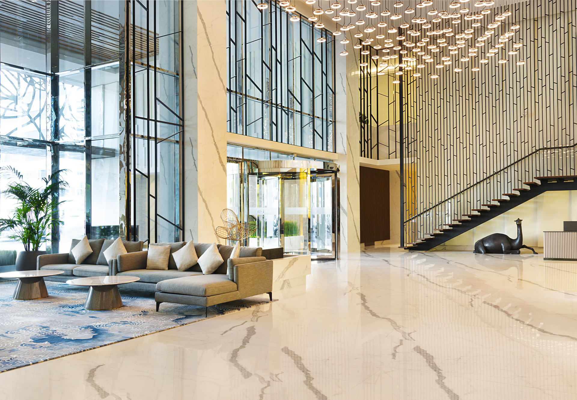 Vista Lobby Asiana Grand Hotel