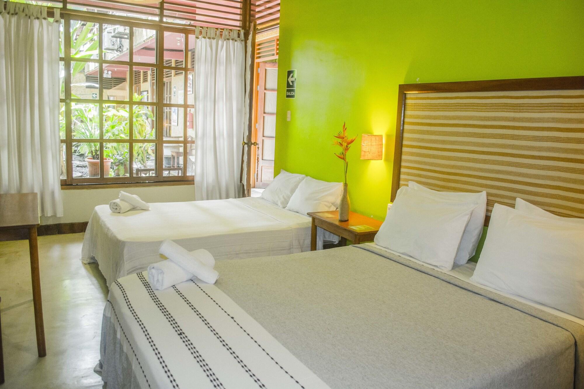 Varios Casa de Palos Boutique