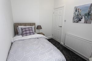 Alquiler Vacacional - Spacious Comfortable house close to Etihad + parking
