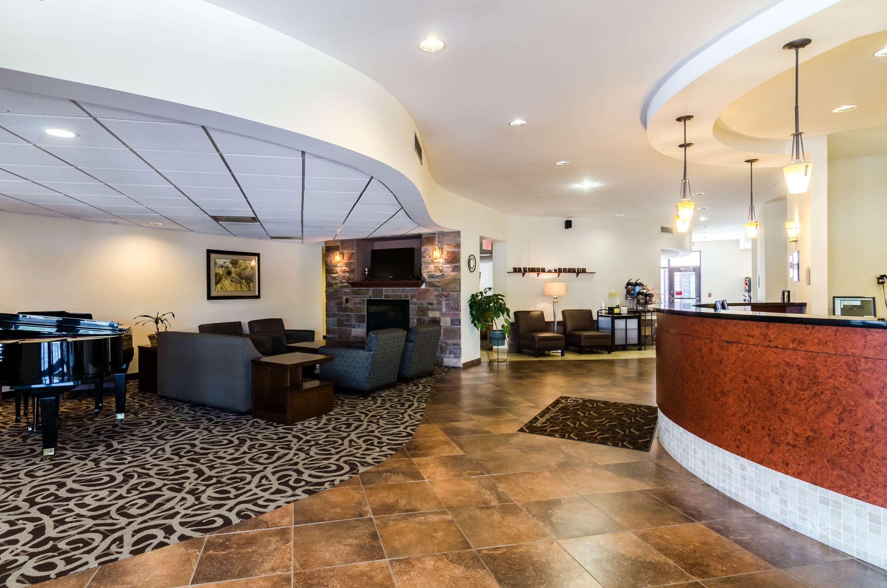 Vista Lobby Comfort Suites Gothenburg Cozad