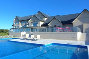 Alojamiento - Howard Johnson by Wyndham Piedras Moras