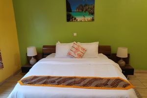 Alojamiento - Yambi Guesthouse