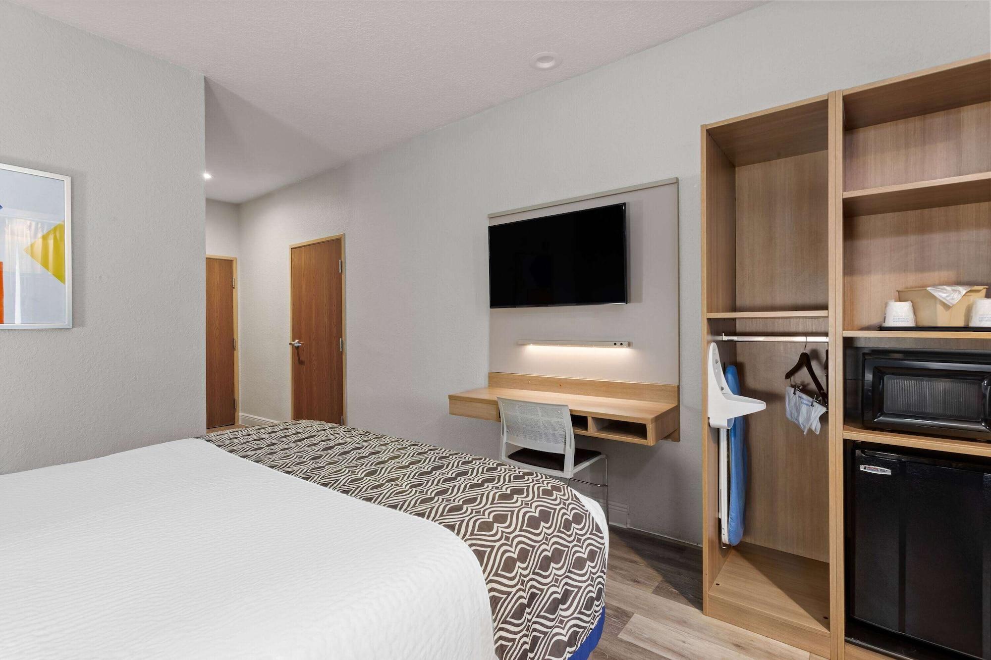 Habitación Microtel Inn & Suites by Wyndham Zephyrhills